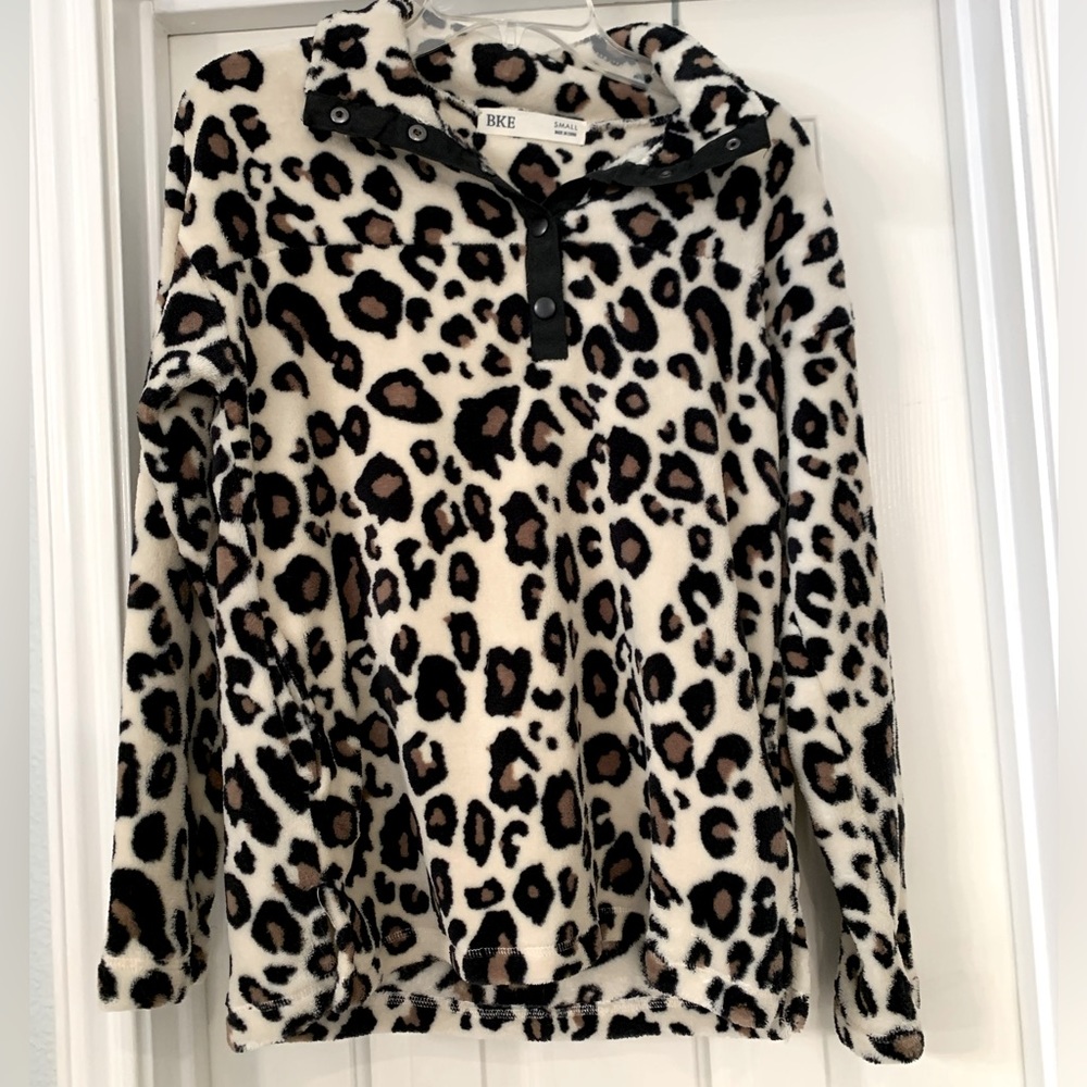 BKE Cozy Leopard Pullover